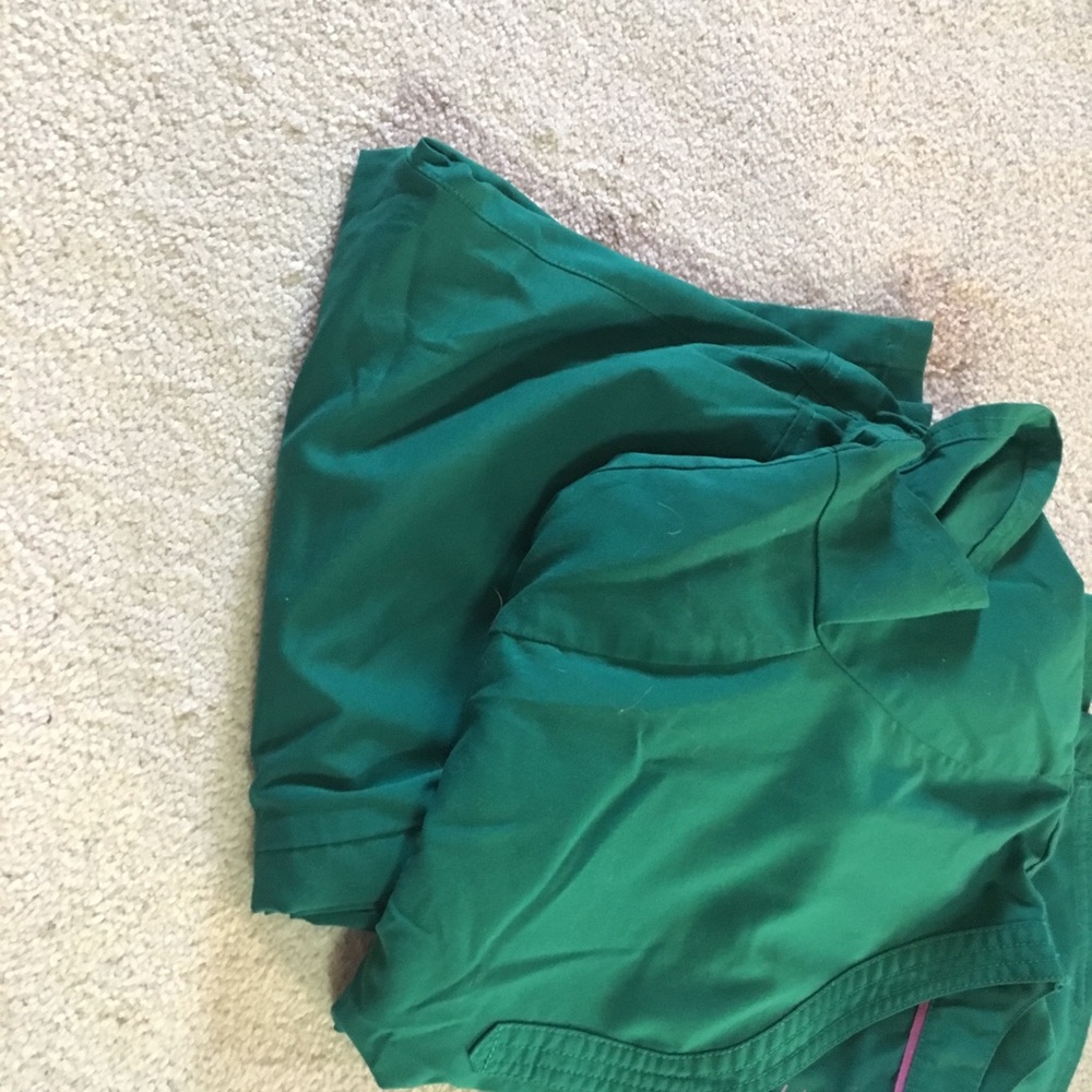 Scrubs. - Picture 5 of 7